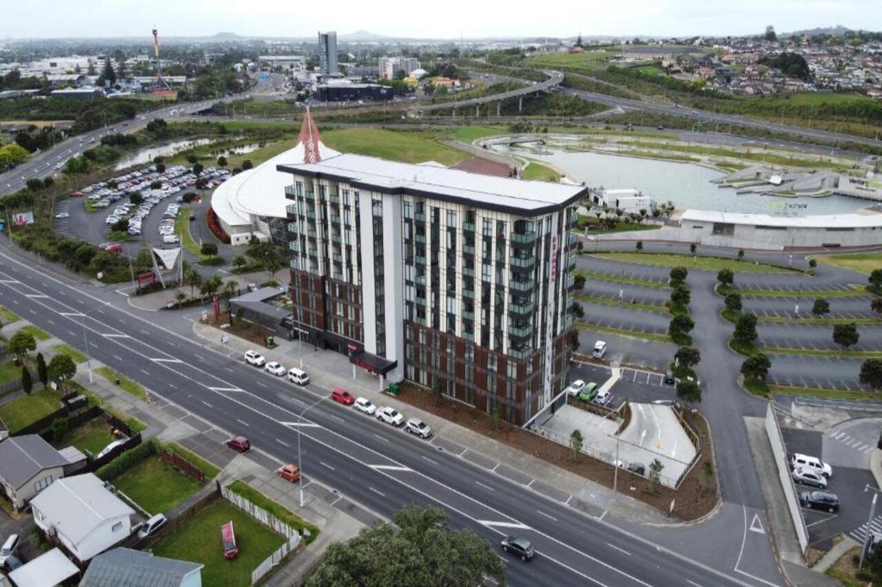 Ramada Suites By Wyndham Auckland Manukau Pacfic Centre Extérieur photo