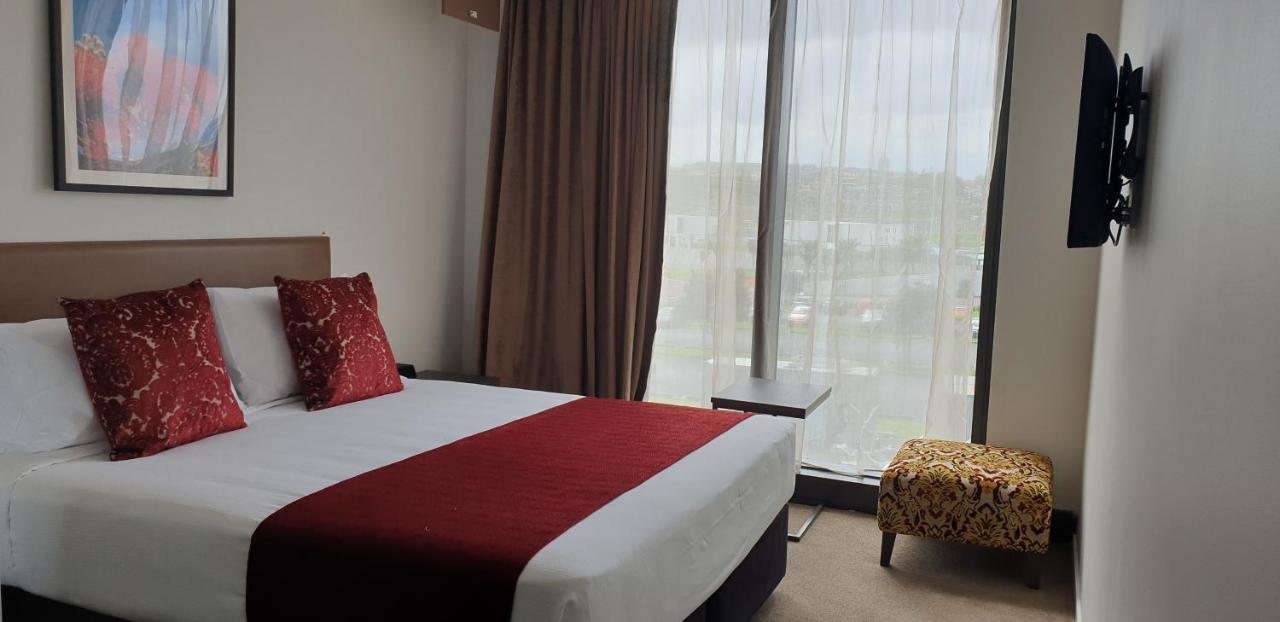 Ramada Suites By Wyndham Auckland Manukau Pacfic Centre Extérieur photo