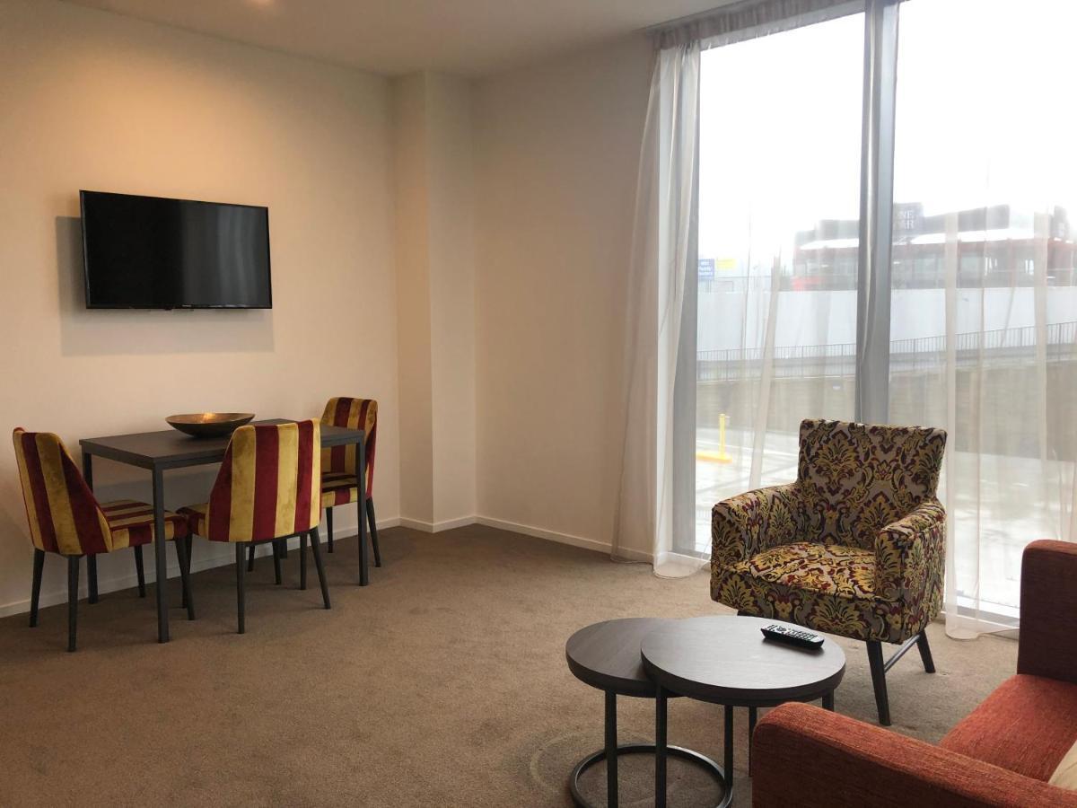 Ramada Suites By Wyndham Auckland Manukau Pacfic Centre Extérieur photo