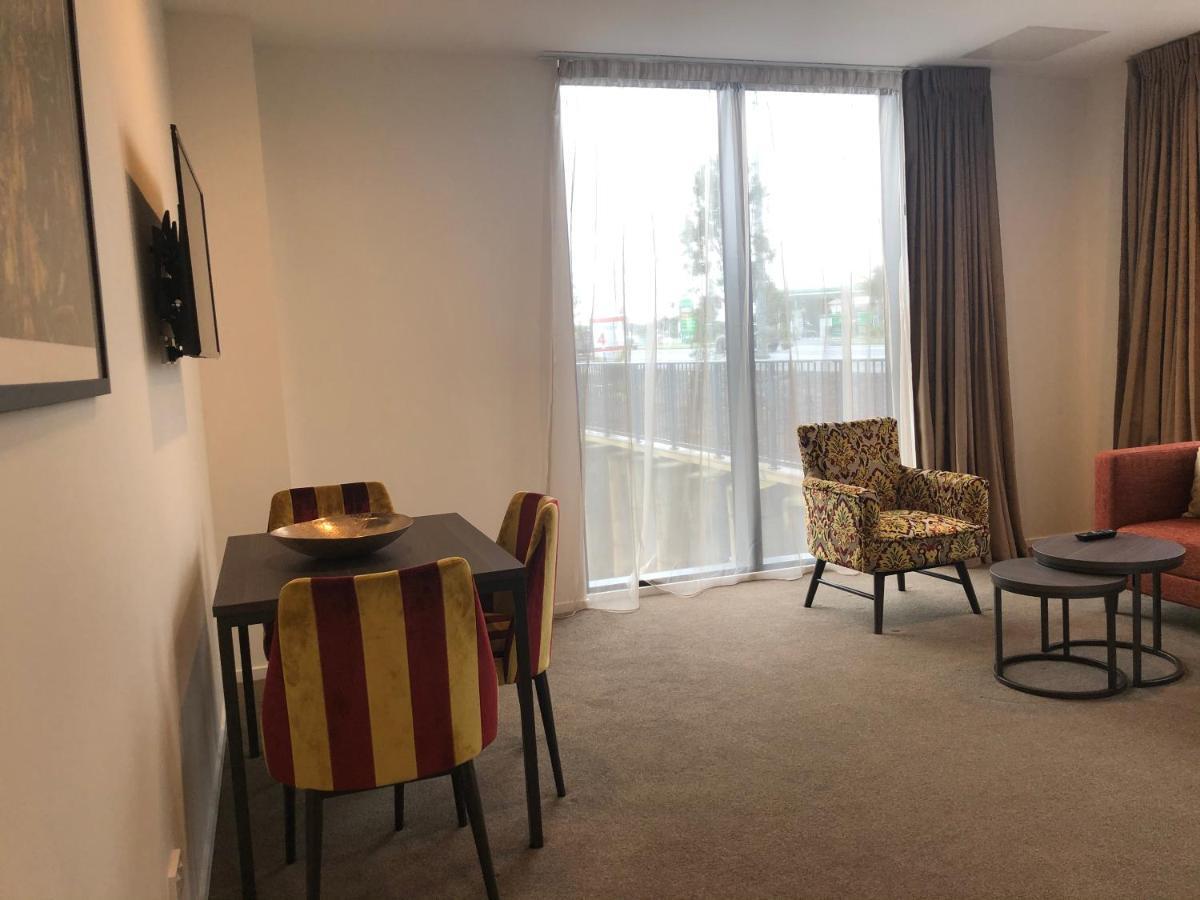 Ramada Suites By Wyndham Auckland Manukau Pacfic Centre Extérieur photo
