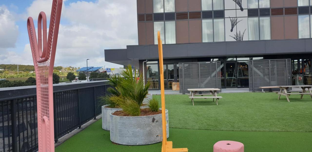 Ramada Suites By Wyndham Auckland Manukau Pacfic Centre Extérieur photo