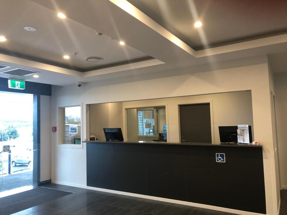 Ramada Suites By Wyndham Auckland Manukau Pacfic Centre Extérieur photo