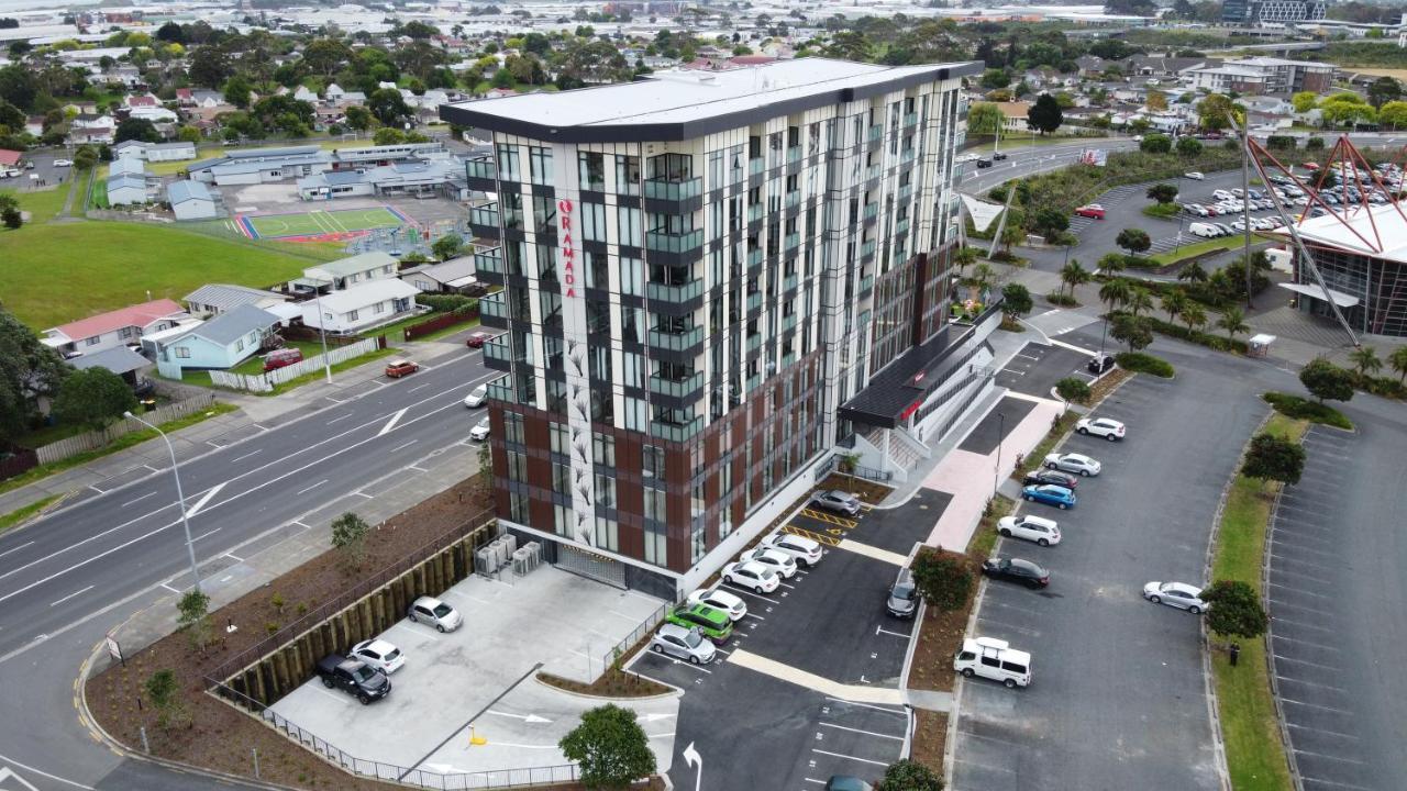 Ramada Suites By Wyndham Auckland Manukau Pacfic Centre Extérieur photo