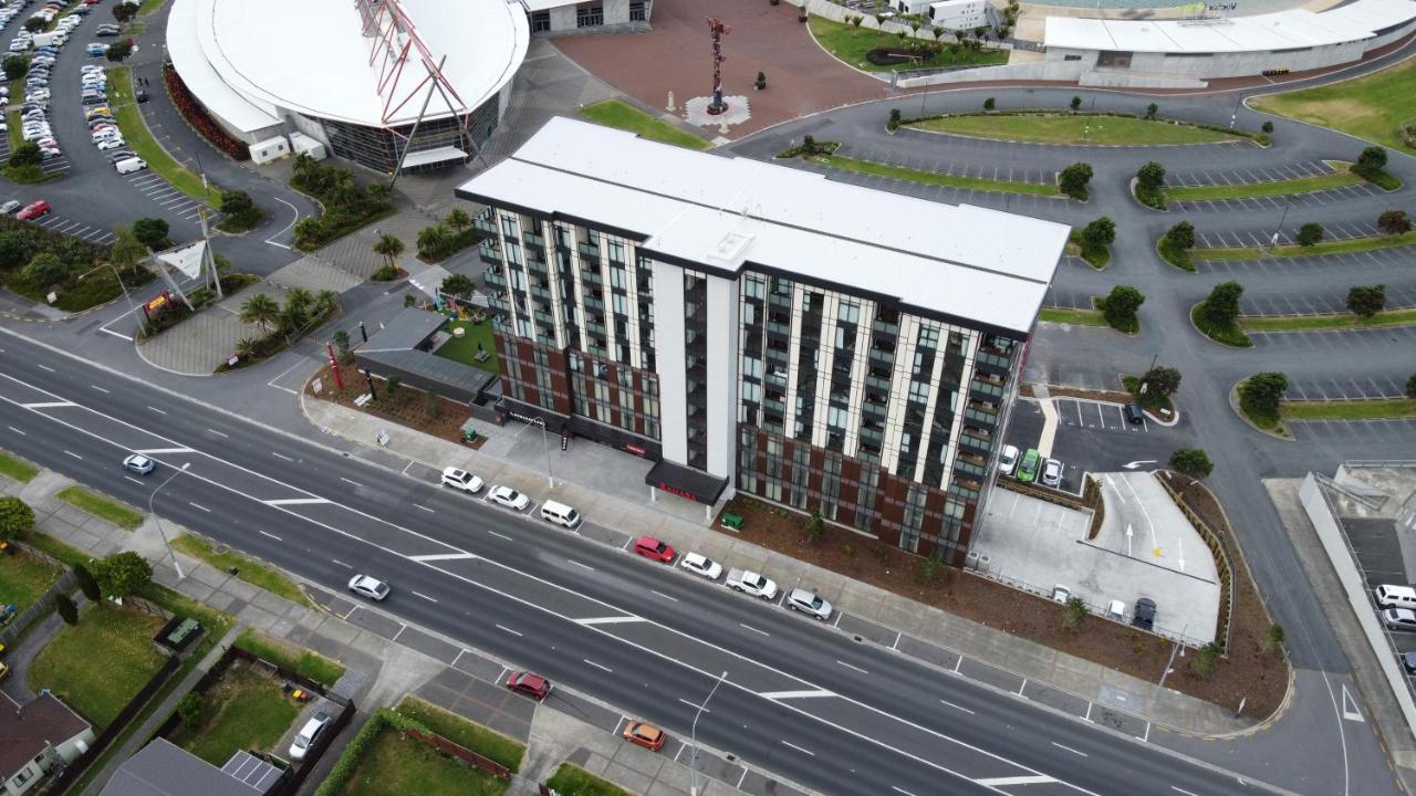 Ramada Suites By Wyndham Auckland Manukau Pacfic Centre Extérieur photo