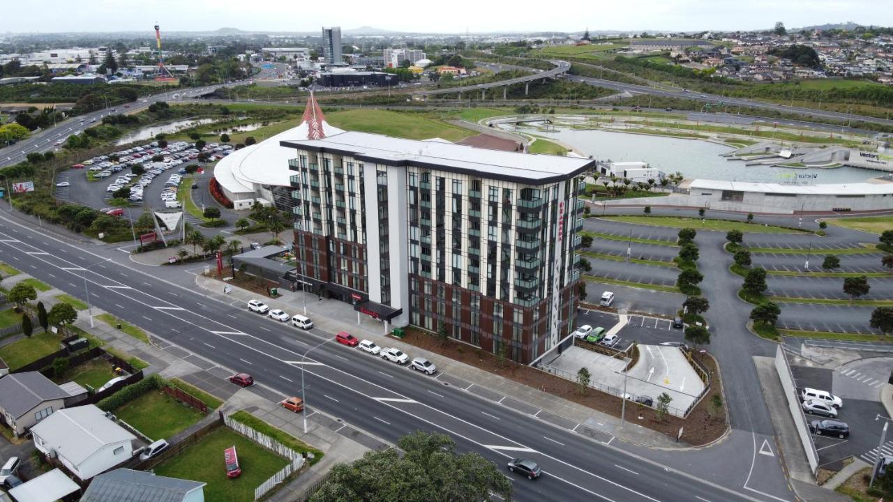 Ramada Suites By Wyndham Auckland Manukau Pacfic Centre Extérieur photo